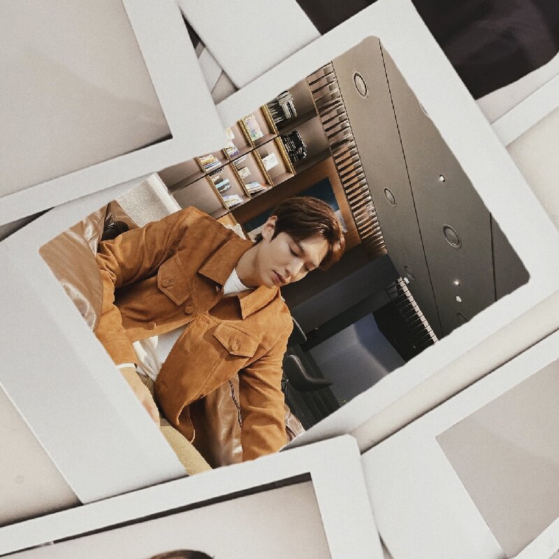 30/50PC Korean Idol Lee Minho  - Korean Lifestyle Magazine 评论和价格