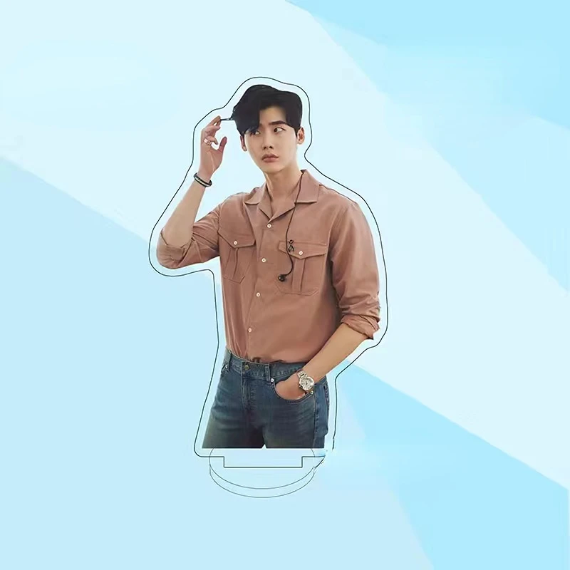 Korean Idol Lee Jong Suk Magaz - Modern Korean Lifestyle 评论和价格